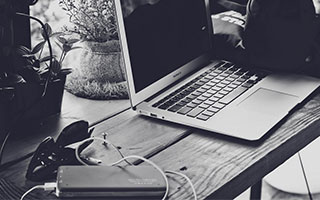  暗黑2 装备哪卖的便宜,巫师2第二章哪里获得暗黑套装图纸？